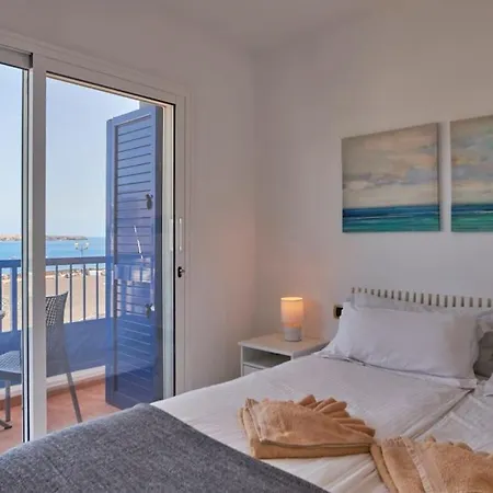 Apartamento Duplex Ilic Sea Views,front Line,10 Min To Marina Playa Blanca (Lanzarote)