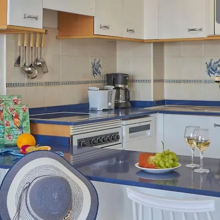 Duplex Ilic Sea Views,front Line,10 Min To Marina Apartmán *